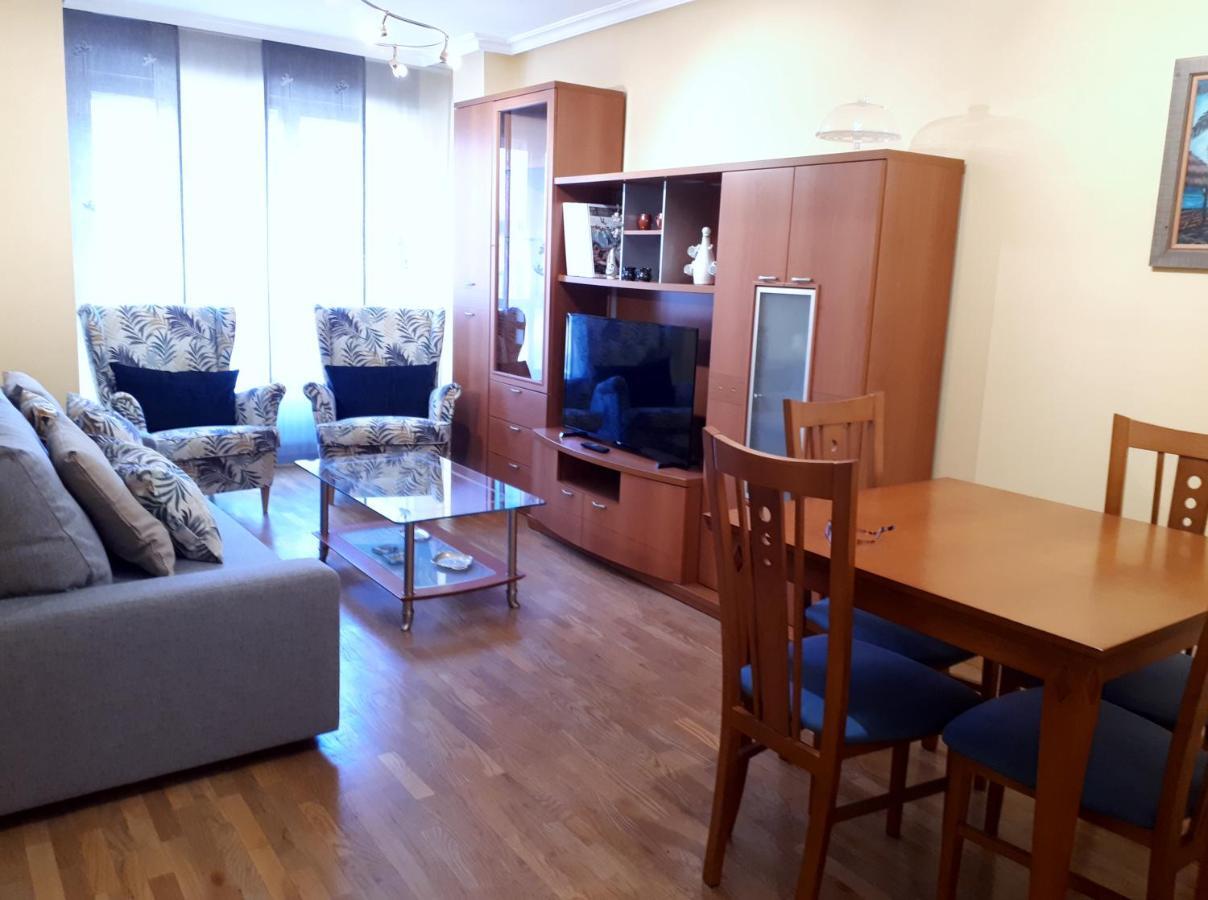 Castelao Apartment โอเบียโด ภายนอก รูปภาพ