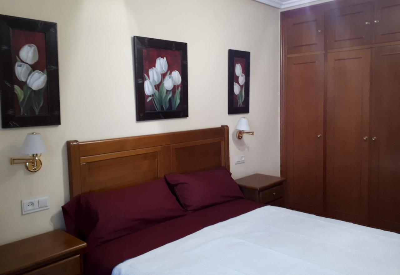 Castelao Apartment โอเบียโด ภายนอก รูปภาพ