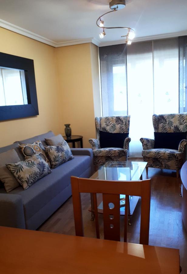 Castelao Apartment โอเบียโด ภายนอก รูปภาพ